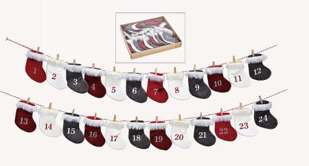 Adventskalender Söckchen in Rot Schwarz Weiß